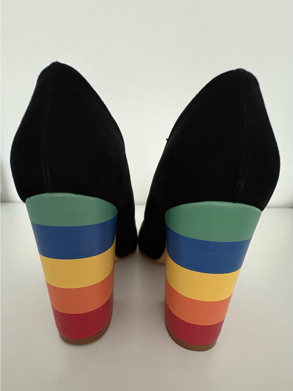 United Colors Of Benetton Black Suede Pumps with Multicolor Block Heel - Picture 7 of 15